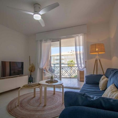 Bright Apt Of 32 M Renovated Near Town Fréjus Exterior photo