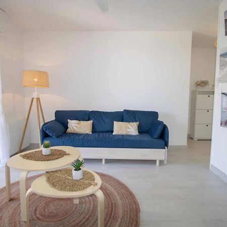 Bright Apt Of 32 M Renovated Near Town Fréjus Exterior photo